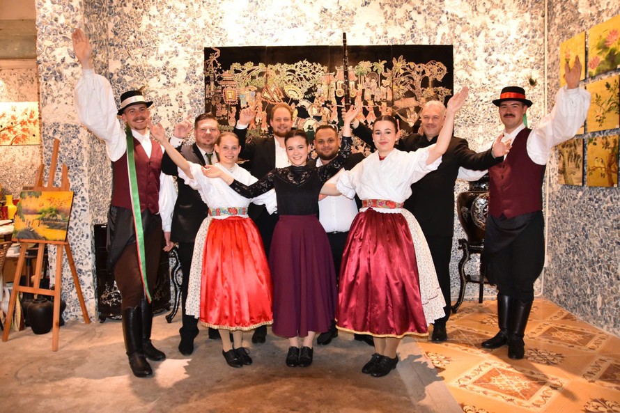 Giao lưu văn hóa nhân kỷ niệm 76 năm ngày thiết lập quan hệ ngoại giao Việt Nam - Hungary