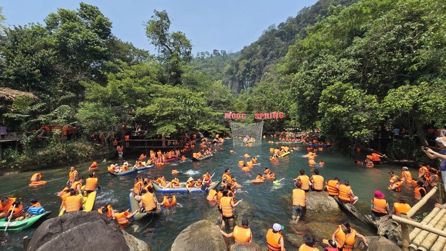 Nắng nóng tiếp diễn trong dịp nghỉ Lễ 30/4 – 1/5