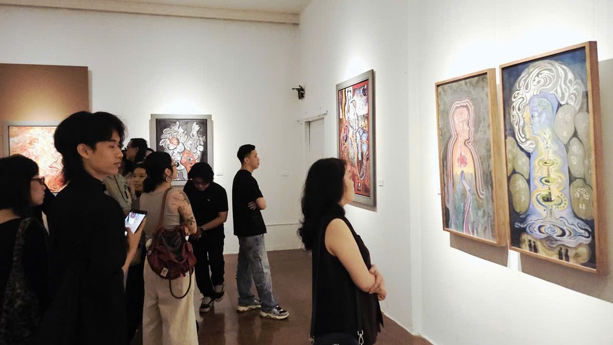 Không gian tại triển lãm. Nguyệt Linh