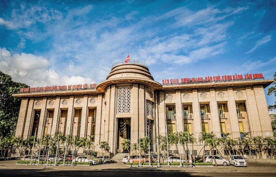 Ngân hàng Nhà nước xoay trục hỗ trợ tăng trưởng nửa cuối năm