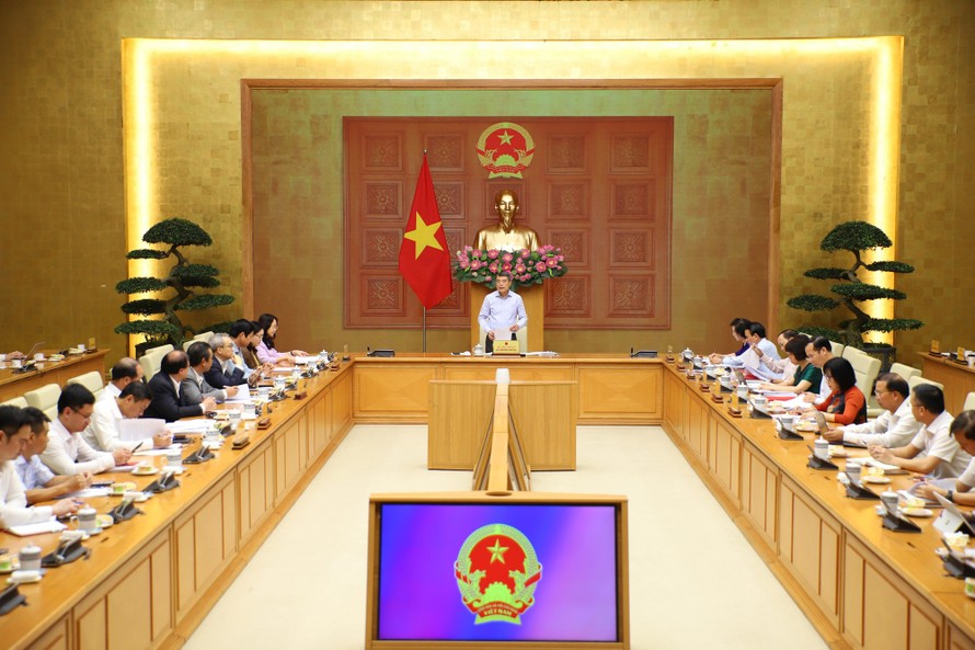 Nghị quyết phiên họp Chính phủ thường kỳ tháng 8/2026