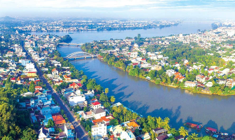 Trong 6 giờ tới, mực nước trên sông Đồng Nai tại trạm Tà Lài dao động ở mức trên báo động 1