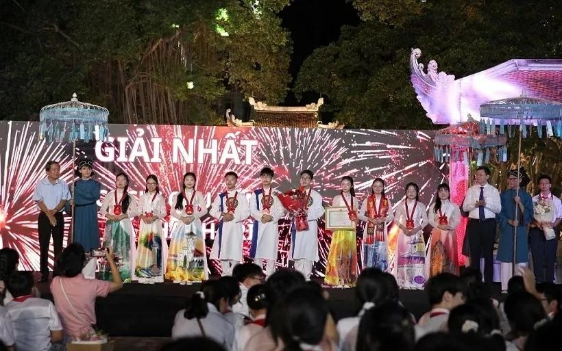 Giám đốc Sở Giáo dục và Đào tạo Hà Nội Nguyễn Văn Hiền phát biểu tại khai mạc cuộc thi “Tìm hiểu về Di tích quốc gia đặc biệt Văn Miếu - Quốc Tử Giám”.