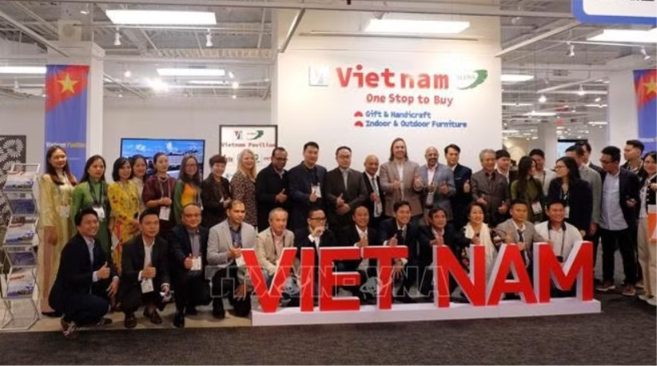 Gian hàng Việt Nam tại hội chợ.