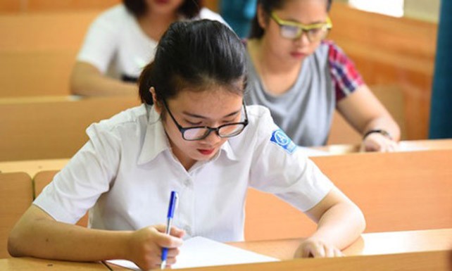 Thi trắc nghiệm 100% có thể là 'bước lùi' của môn tiếng Anh