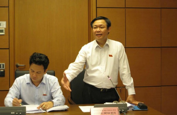 Phó thủ tướng Vương Đình Huệ nhấn mạnh, Nhà nước không thể cứu mãi các ngân hàng yếu kém bằng cách mua lại 0 đồng như vừa qua. Ảnh: HT