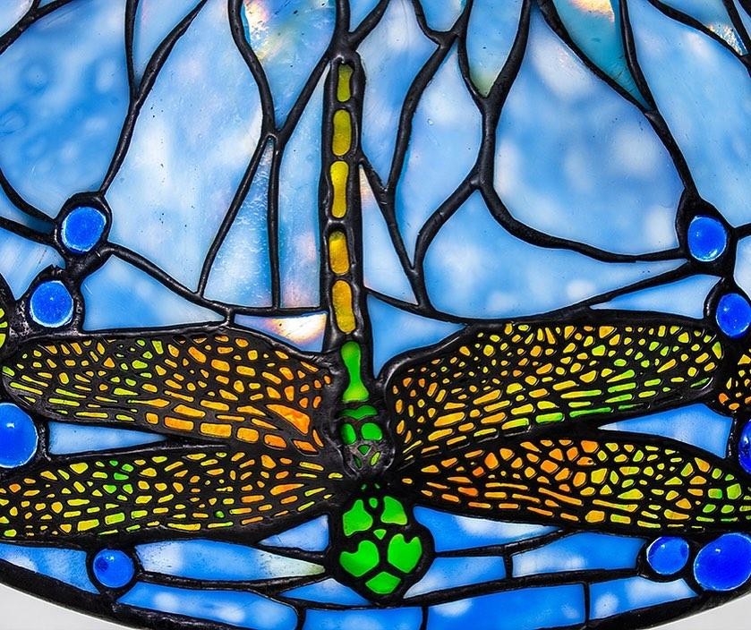 Đèn Tiffany Chuồn chuồn trên mặt nước