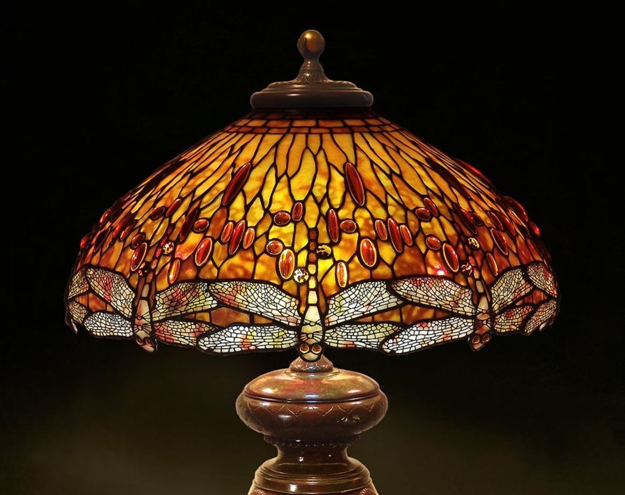 Chao đèn chuồn chuồn màu hổ phách - Đường kính 22" 