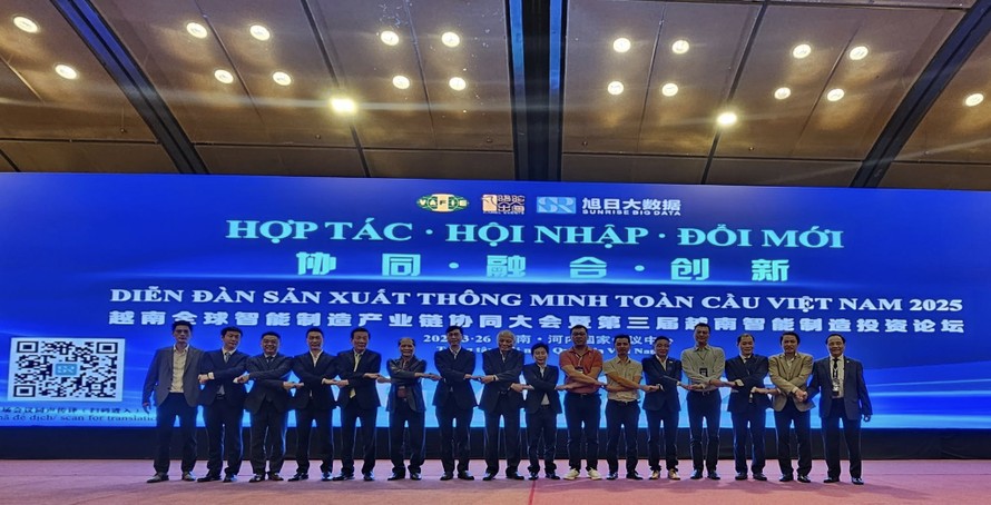 VGMF 2025 do Công ty TNHH Công nghệ Sunrise Store phối hợp với Hiệp hội Doanh nghiệp đầu tư nước ngoài (VAFIE) và Công ty TNHH Sự kiện Triển lãm và Xúc tiến thương mại Camel tổ chức. 