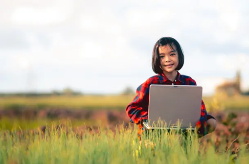 UNESCO nhấn mạnh vai trò của học tập số trong thúc đẩy bình đẳng giáo dục tại các khu vực thiếu nguồn lực