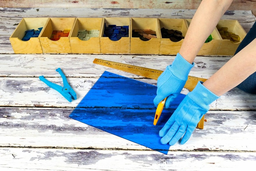 Các loại kính màu lý tưởng cho người mới học làm kính nghệ thuật