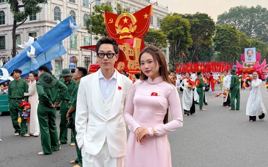 Phương Mỹ Chi và Double2T vinh dự trình diễn ca khúc bất hủ trong giây phút thiêng liêng của đất nước