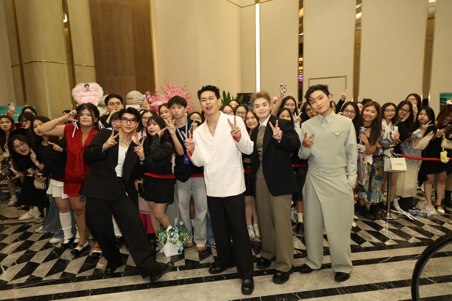 Year End Party nhà DatVietVAC với chủ đề "Chủ nghĩa Bình thường" - Đêm hội quy tụ và gắn kết những giá trị độc nhất 