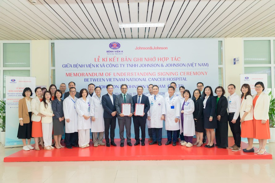 Thúc đẩy chuẩn hoá điều trị ung thư từ hợp tác công - tư