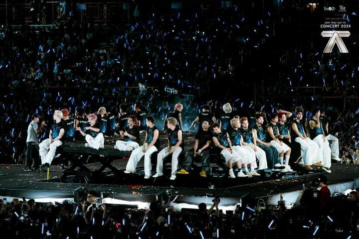 Kỷ nguyên “tiêu dùng cảm xúc” và “cuộc di cư” của âm nhạc