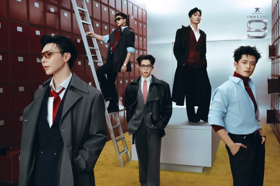 Bộ ảnh "The Vault" viết tiếp hành trình của Anh Trai "Say Hi" 2024