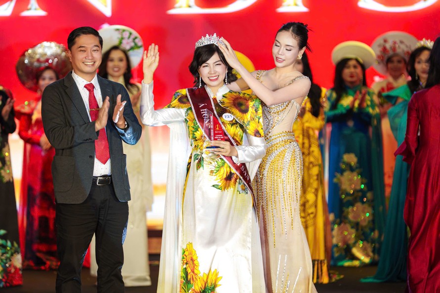 Á Hoàng Miền Di Sản Dương Nguyệt Ánh đăng quang tại Miss Global Business Innovation 2026