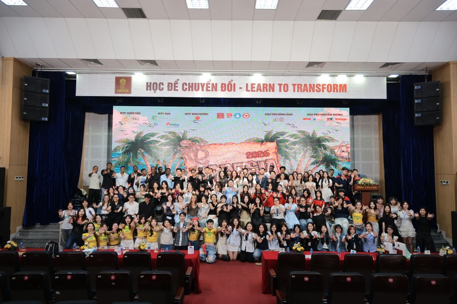 Sinh viên Trường Đại học Hà Nội lan tỏa văn hóa Lusophone qua Đêm văn nghệ sinh viên “Maresia 2026”