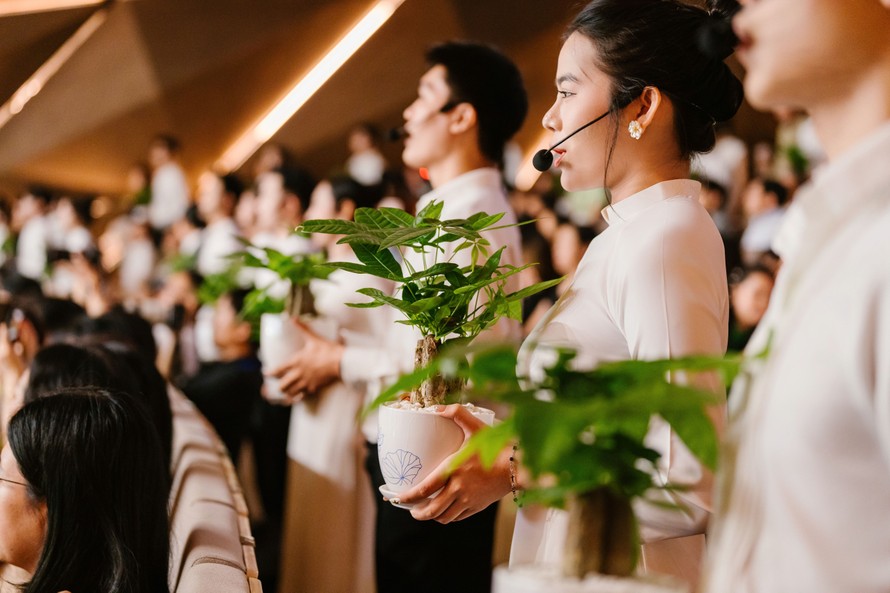 Danh ca Bảo Yến và dàn nghệ sĩ trẻ kể câu chuyện thiên nhiên bằng âm nhạc trong true Concert "Tình Đất" 