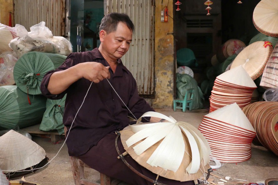 Nghệ nhân Lê Văn Tuy 