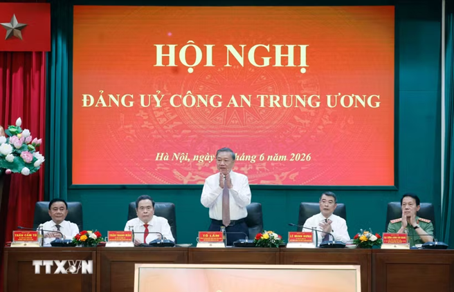 Tổng Bí thư, Chủ tịch nước Tô Lâm và các đồng chí lãnh đạo dự Hội nghị Đảng ủy Công an Trung ương. (Ảnh: Thống Nhất/TTXVN)