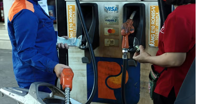 Điểm kinh doanh xăng dầu của của Petrolimex. (Ảnh: Trần Việt/TTXVN)