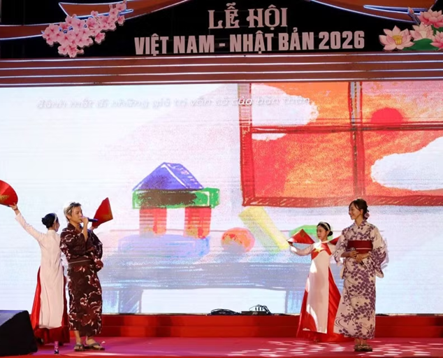 Biểu diễn nghệ thuật tại Lễ hội Việt Nam-Nhật Bản 2026. (Ảnh: Trần Lê Lâm/TTXVN)