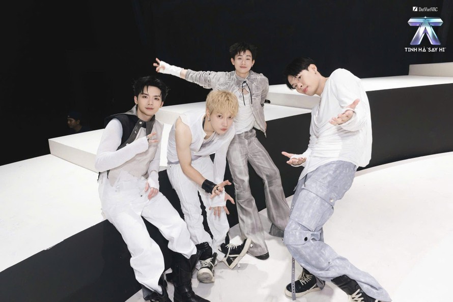 Team HURRYKNG, JSOL, Vương Bình và CONGB