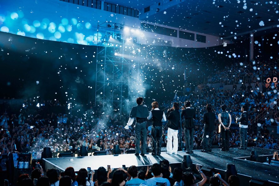 UPRIZE tổ chức fan meeting đầu tiên, công bố kế hoạch concert miền Bắc năm 2026
