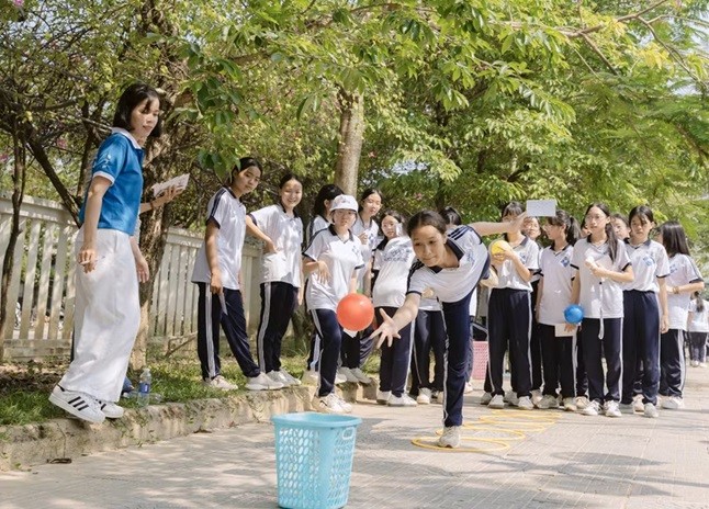 Học sinh trong giờ học giáo dục thể chất. (Ảnh: Vietnam+)