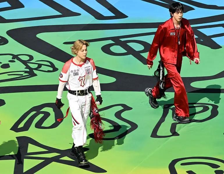 Chiếc áo được BTS Jimin mặc trong buổi diễn tại FIFA World Cup 2026. 
