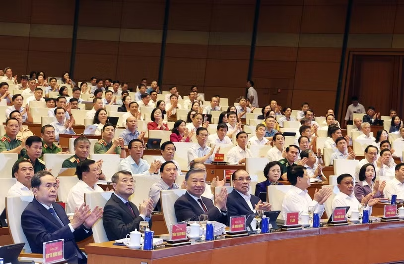 Tổng Bí thư, Chủ tịch nước Tô Lâm và các đại biểu tham dự hội nghị tại phòng họp Diên Hồng, Nhà Quốc hội, Hà Nội. (Ảnh: Thống Nhất/TTXVN)