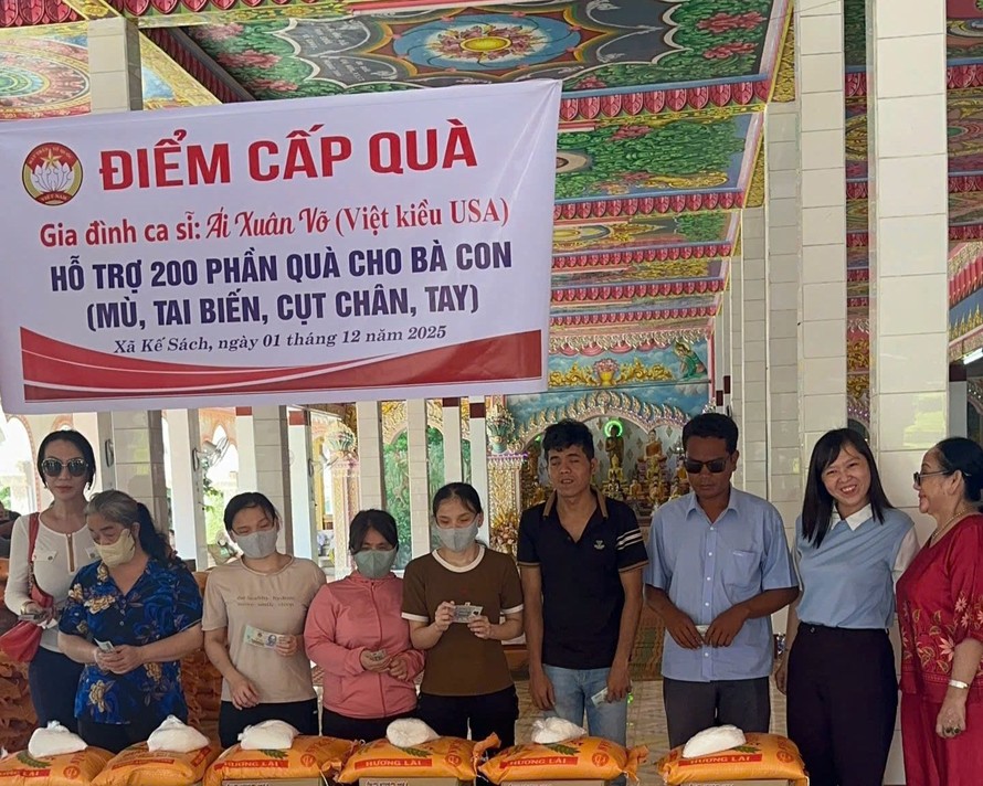 Ảnh: Ca sĩ Ái Xuân cung cấp