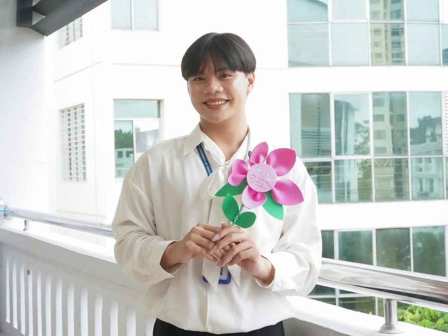 Lê Trung Nghĩa, nam sinh viên duy nhất của khóa 51, khoa Giáo dục mầm non, Trường Đại học Sư phạm TPHCM