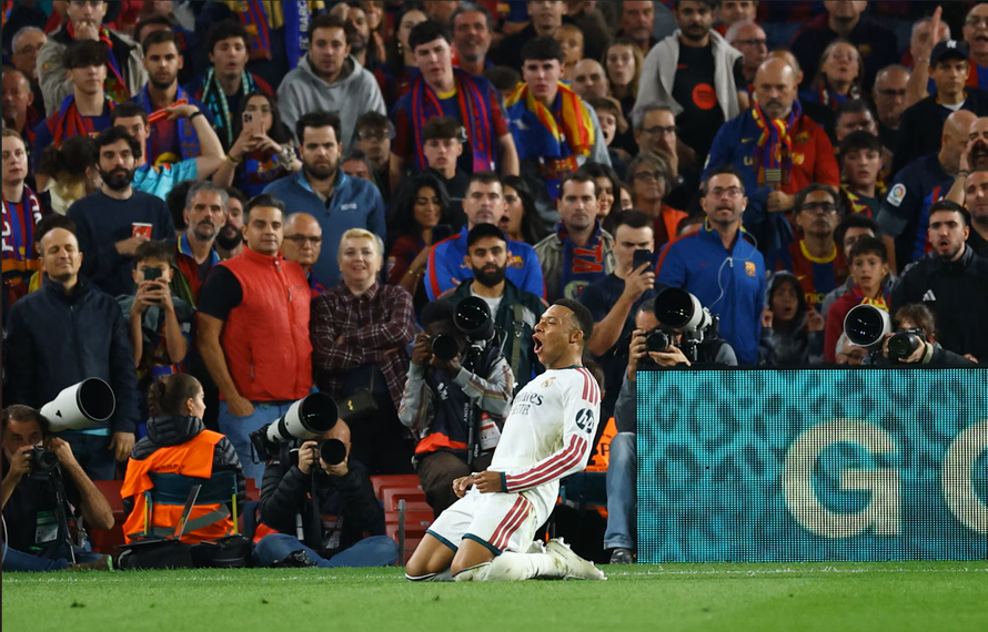 Real Madrid 2-1 Barcelona, Kylian Mbappé tỏa sáng tại El Clásico