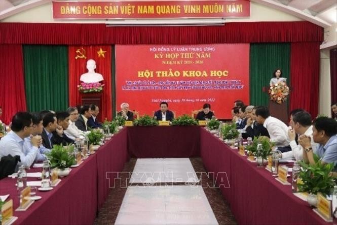 Quang cảnh kỳ họp.