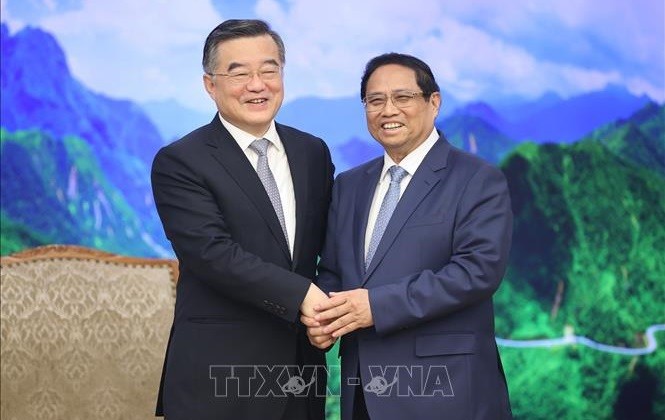 Thủ tướng Phạm Minh Chính tiếp Phó Ủy viên trưởng Ủy ban thường vụ Đại hội đại biểu Nhân dân toàn quốc Trung Quốc Trương Khánh Vĩ. Ảnh: Dương Giang/TTXVN