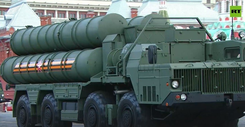 Hệ thống phòng không S-400. Ảnh chụp từ màn hình