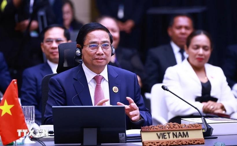 Thủ tướng Phạm Minh Chính phát biểu tại Phiên toàn thể Hội nghị Cấp cao ASEAN lần thứ 46. (Ảnh: Dương Giang/TTXVN)