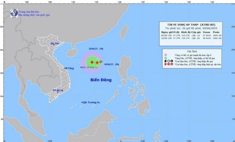 Dự báo trong 24 giờ tới, vùng áp thấp di chuyển chậm theo hướng Tây và có khả năng mạnh lên thành áp thấp nhiệt đới. (Nguồn: nchmf)