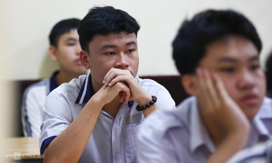 Điểm thi lớp 10 công lập Thành phố Hồ Chí Minh: Phổ điểm nhiều biến động