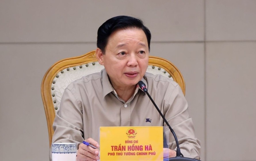 Phó Thủ tướng Trần Hồng Hà phát biểu chỉ đạo. Ảnh: Văn Điệp