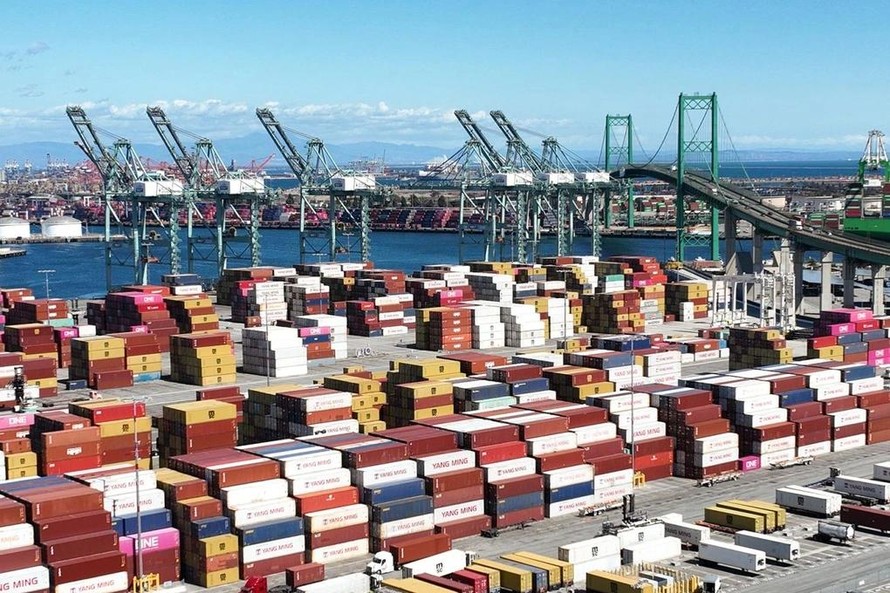 Tình trạng "lặng gió" trước thềm bão thuế quan của Tổng thống Trump