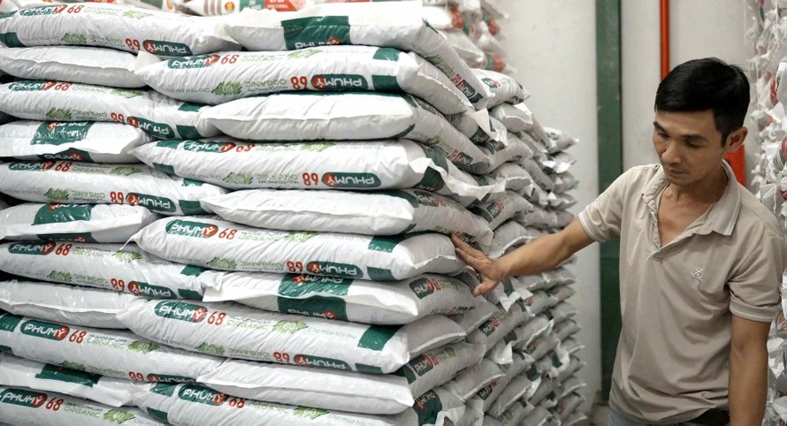 PVFCCo – Phú Mỹ ra mắt Hữu cơ Phú Mỹ Organic, hoàn thiện “Bộ ba vàng” dinh dưỡng cho nông nghiệp bền vững