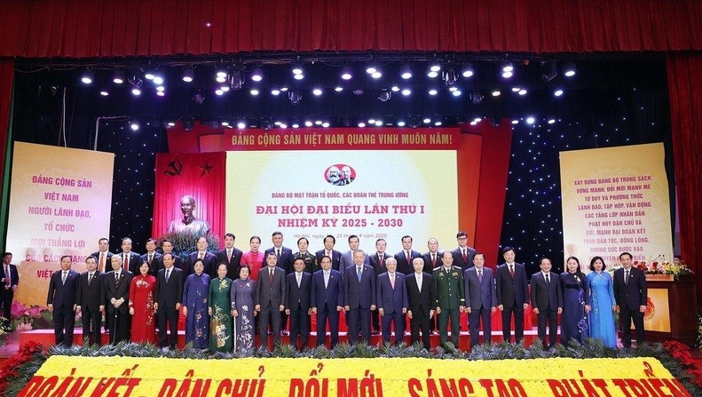 Tổng Bí thư Tô Lâm, Thủ tướng Phạm Minh Chính và các đại biểu dự Đại hội đại biểu Đảng bộ Mặt trận Tổ quốc, các đoàn thể Trung ương lần thứ nhất. 