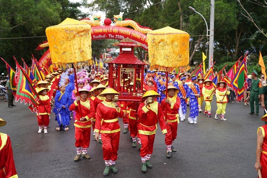 Bảo tồn, phát huy giá trị di sản văn hóa ở "siêu đô thị"