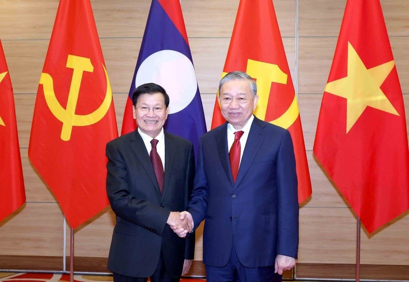 Tổng Bí thư Tô Lâm và Tổng Bí thư, Chủ tịch nước Lào Thongloun Sisoulith.