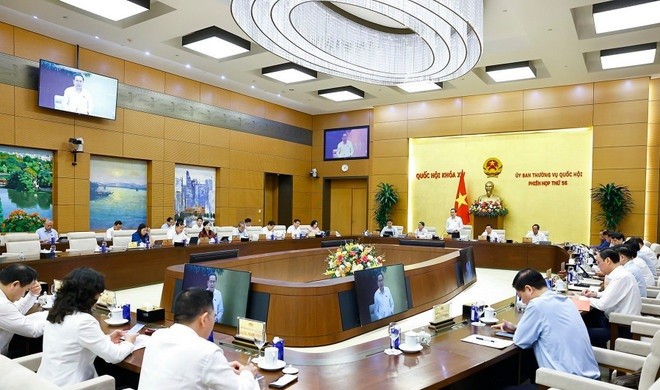 Chủ tịch Quốc hội Trần Thanh Mẫn phát biểu khai mạc phiên họp thứ 56 của Uỷ ban Thường vụ Quốc hội. 