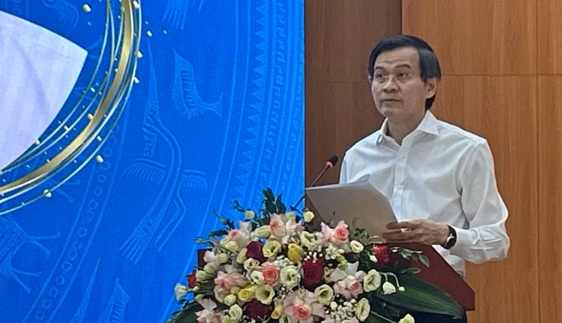 Phó Giáo sư-Tiến sỹ Đoàn Minh Huấn, Ủy viên Bộ Chính trị, Giám đốc Học viện Chính trị quốc gia Hồ Chí Minh phát biểu.