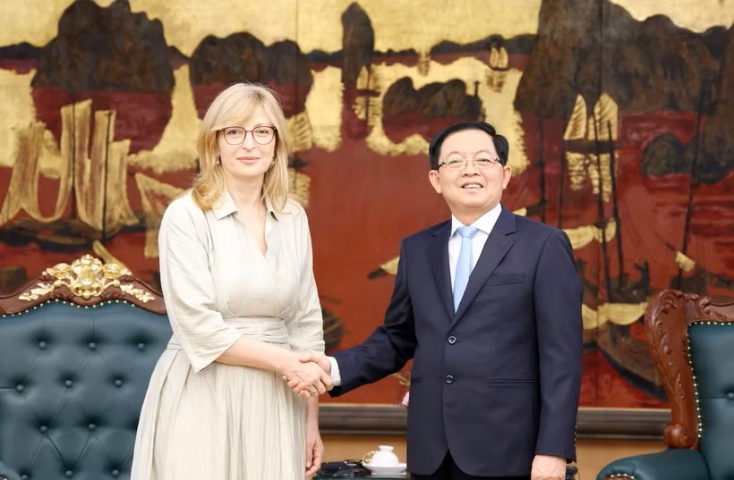 Phó Thủ tướng Hồ Quốc Dũng tiếp bà Ekaterina Zaharieva, Cao ủy Liên minh châu Âu phụ trách Nghiên cứu, Khởi nghiệp và Đổi mới sáng tạo.